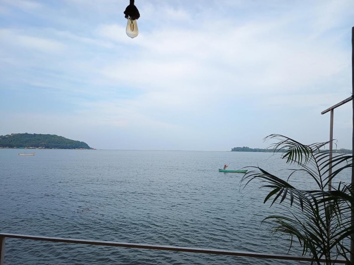 Gs Home On The Bay - Super Sea View Glass Studio Apartment Vagator Exterior photo